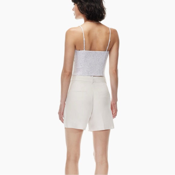 Wilfred | Linen Effortless Short - Picture 2 of 5